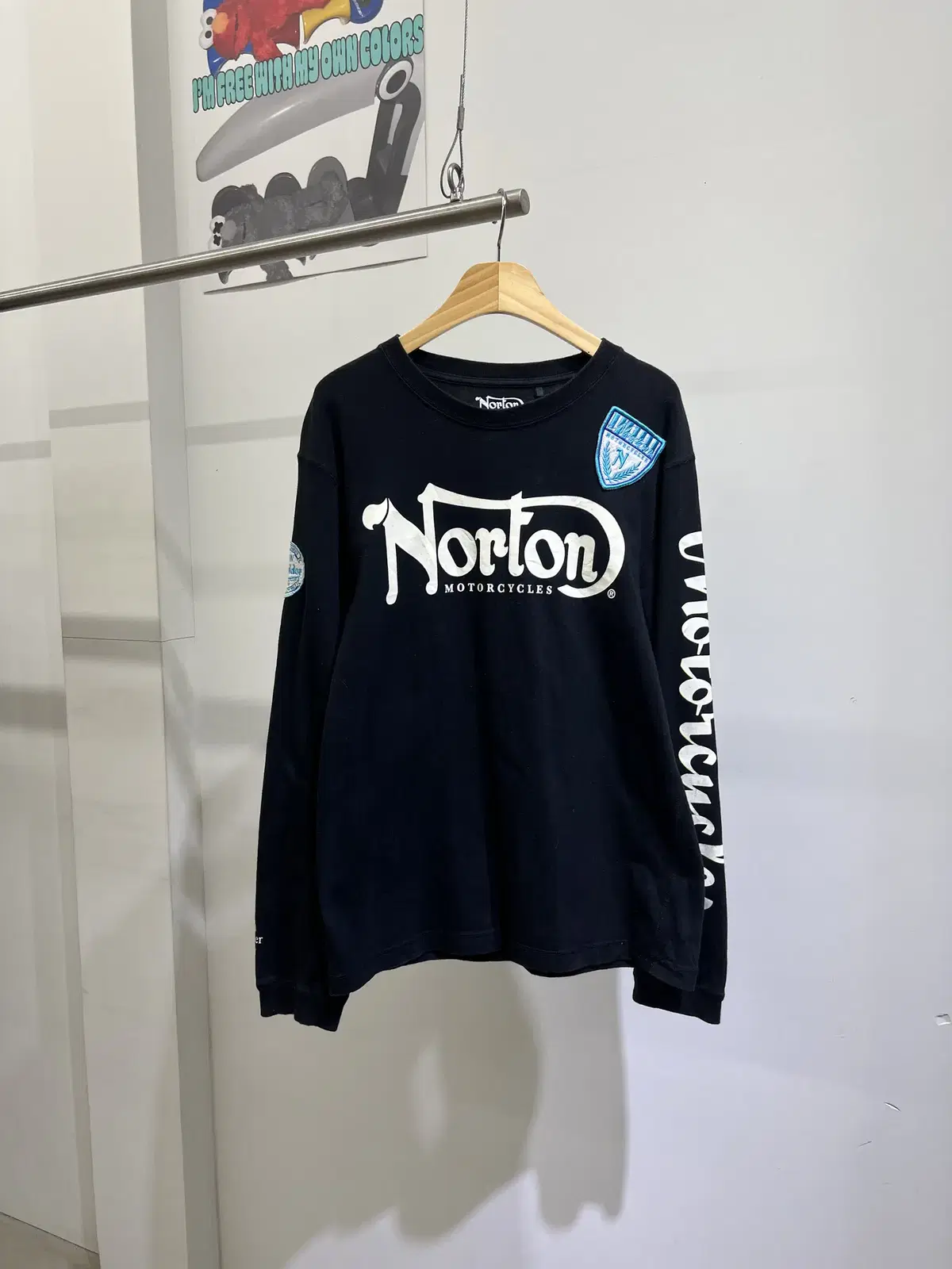 NORTON 프린팅 롱슬리브